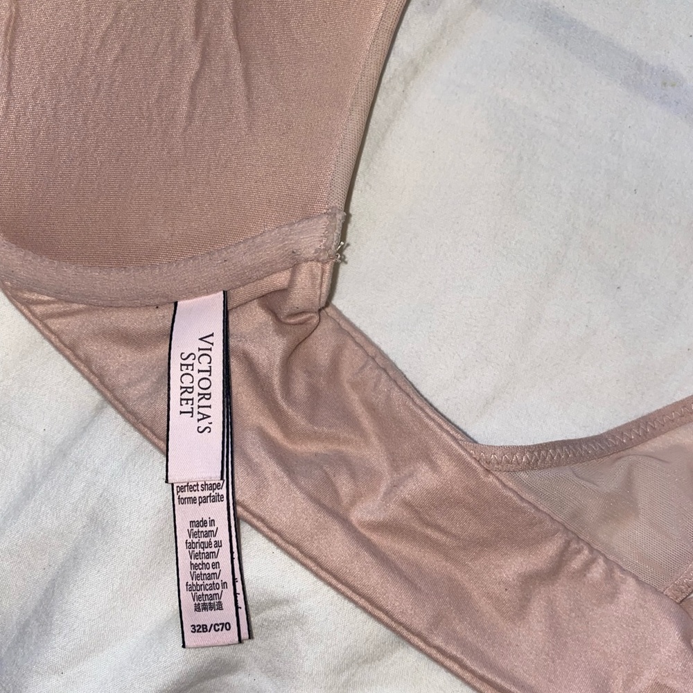 VS bombshell bra - Picture 2 of 3